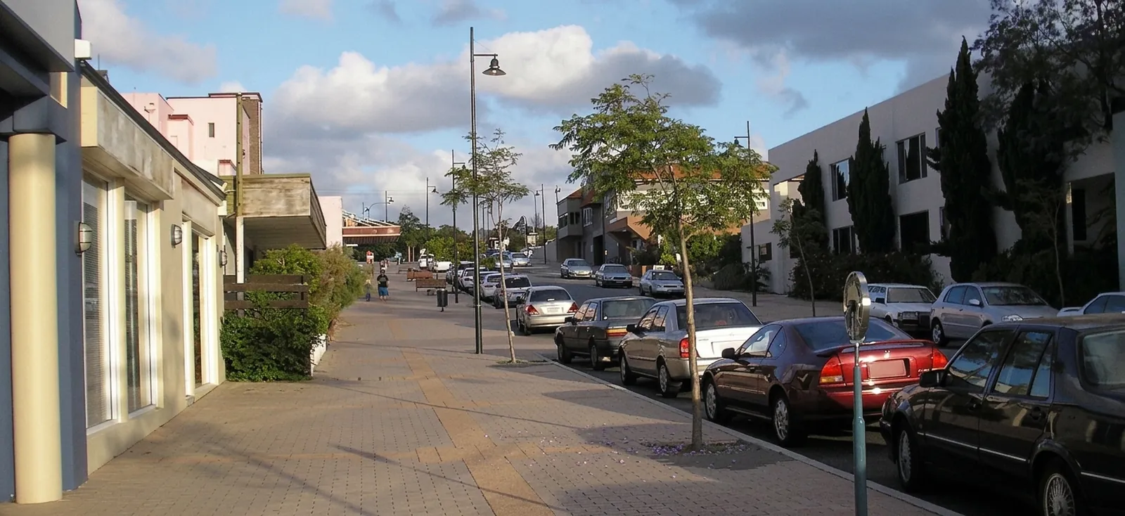 Leafy Preston Street shopping strip in Como, Perth, a riverside local high street where Map Pack visibility wins customers